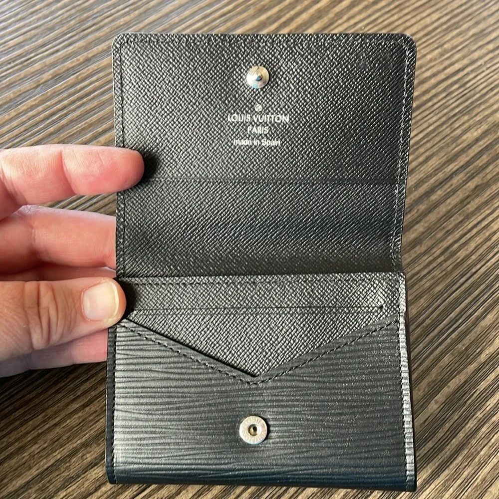 Louis Vuitton Epi Leather Card Holder Wallet